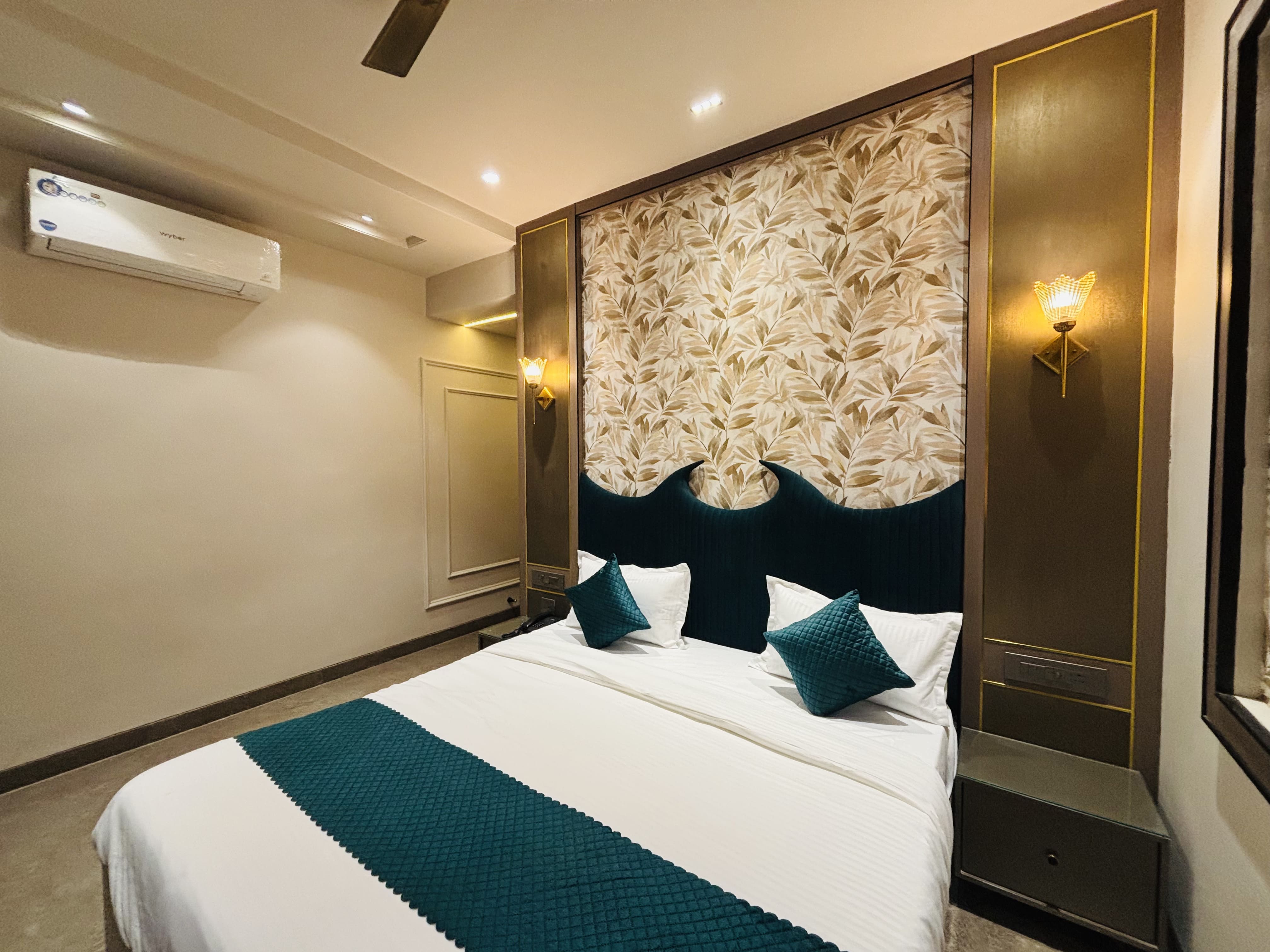 Hotel Royal Nest 