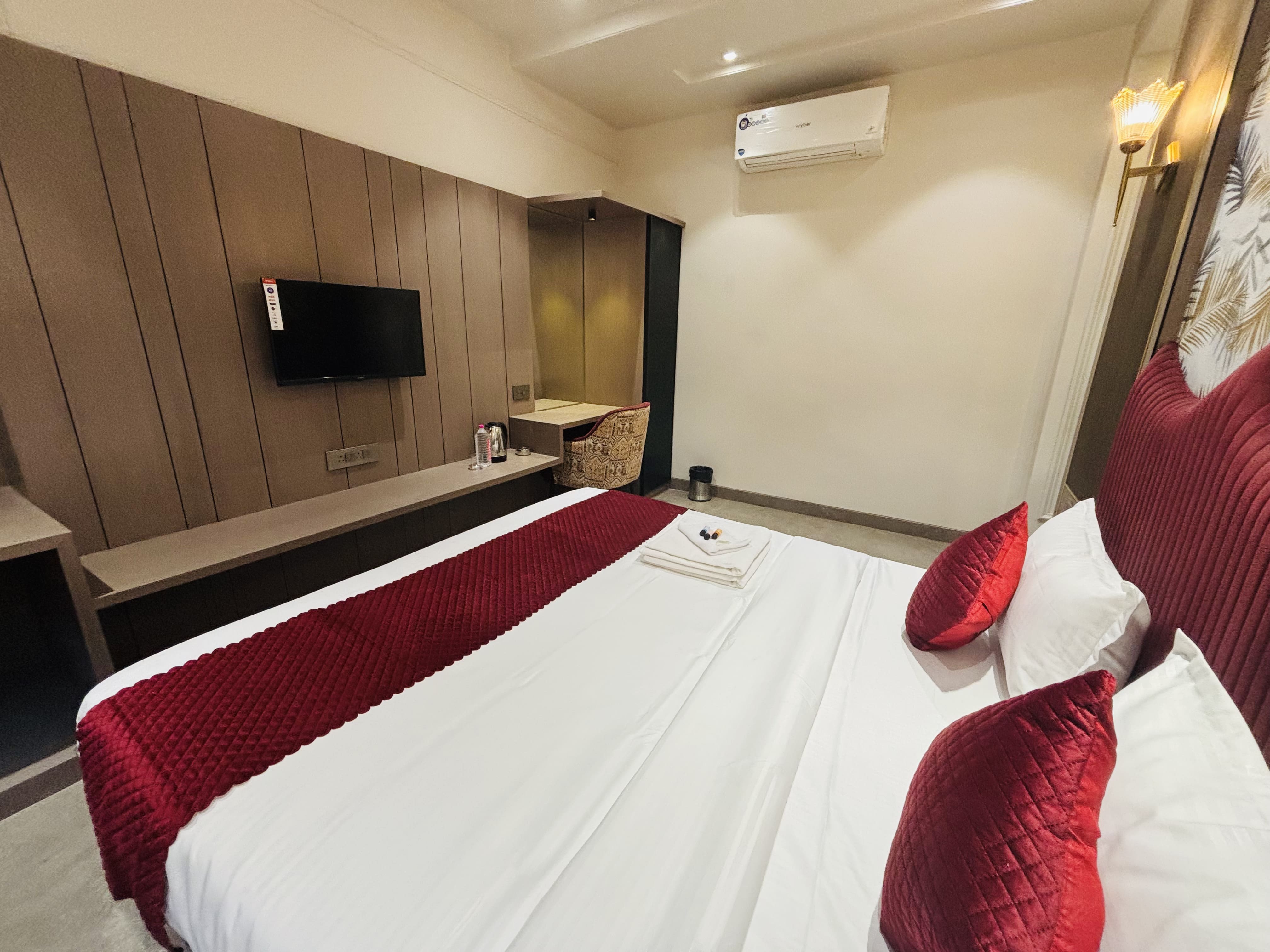 Hotel Royal Nest 